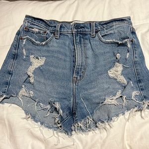 abercrombie high rise ripped mom shorts